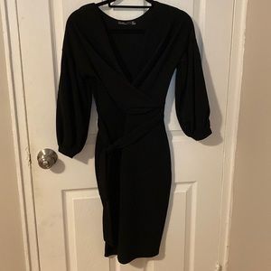 Boohoo women’s petite black wrap dress. Worn once. Size US 6